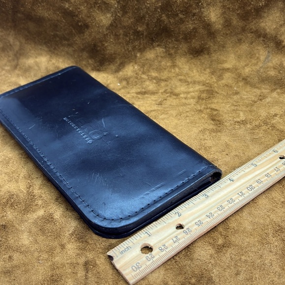 Zero Motorcycles Black Robust Leather Wallet - Picture 7 of 7